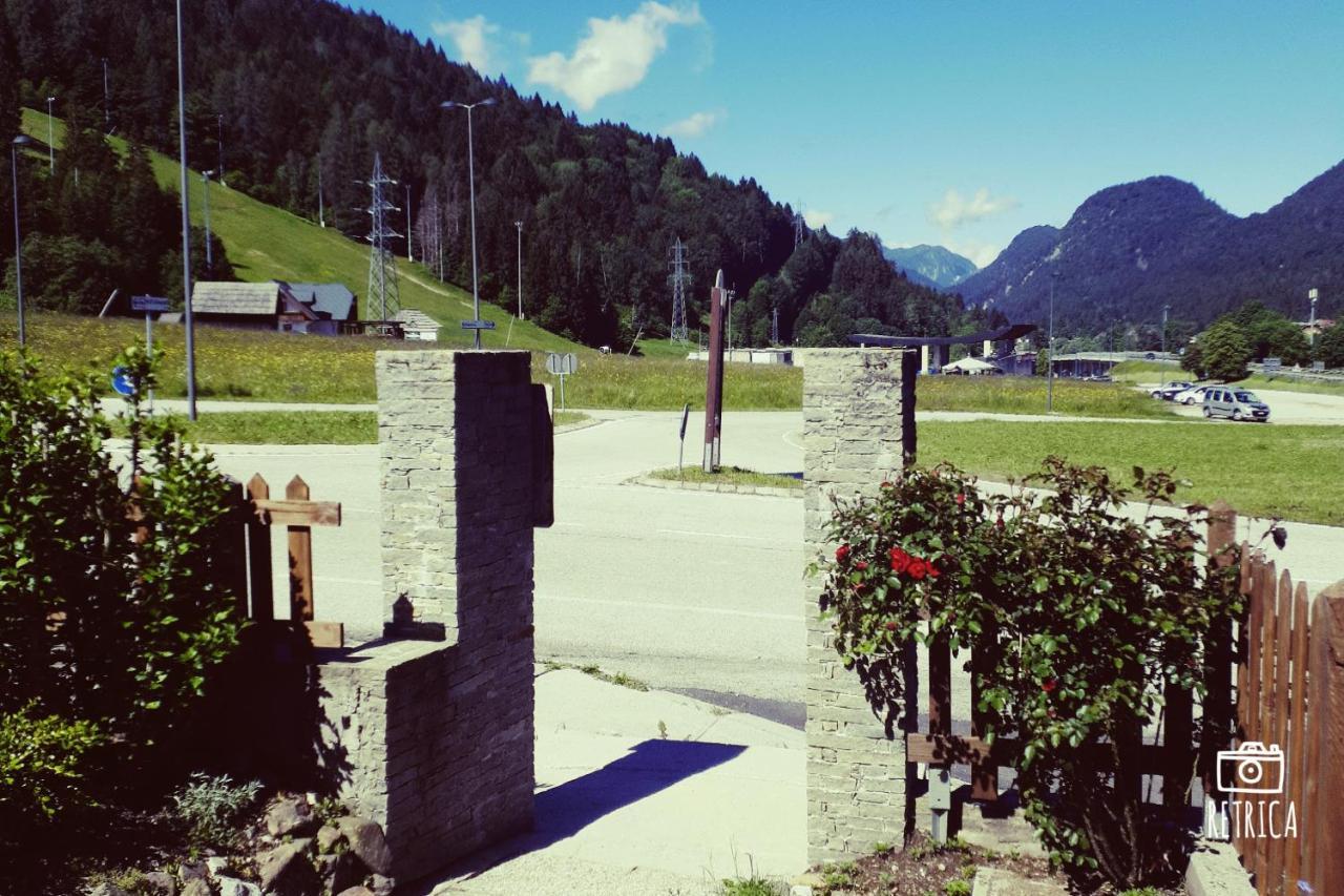 Al Sentiero Di Charly Bed and Breakfast Tarvisio Eksteriør billede